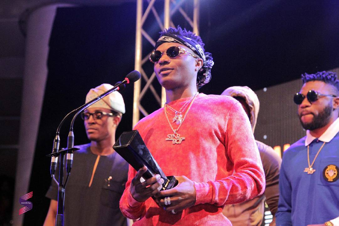 Tekno, Wizkid et d'autres gagnent gros aux Soundcity MVP Awards 2016 