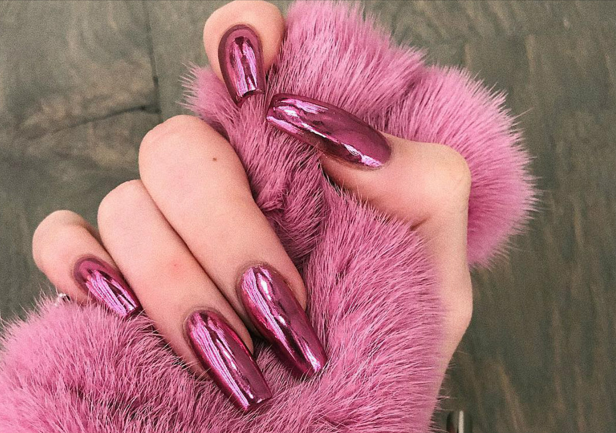 Kylie Jenner est une fanatique des ongles : découvrez 10 modèles d'ongles uniques que nous aimons