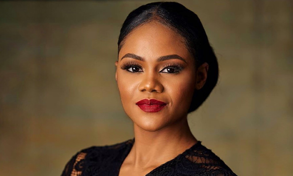 Rave News Digest : Busola Dakolo fait le point sur l'affaire de viol Fatoyinbo de COZA, Trump poursuivi par l'ACLU, Ronaldo et plus