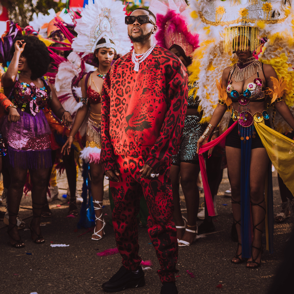 Kizz Daniel publie de nouveaux visuels sensationnels pour le morceau 'Buga' Ft. Miles Tekno