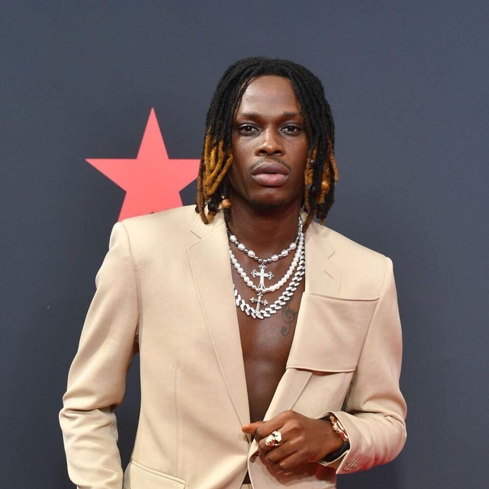 Résumé des actualités Rave :Fireboy DML annonce la date de sortie de l'album "Playboy", Wizkid enregistre la quatrième entrée au Billboard Hot 100 avec Chris Brown, Sterling et plus