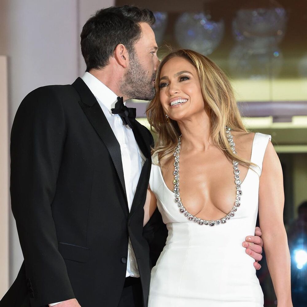 Résumé des actualités Rave :Ben Affleck et Jennifer Lopez sont mariés, Tiwa Savage obtient un doctorat, Mahrez et plus