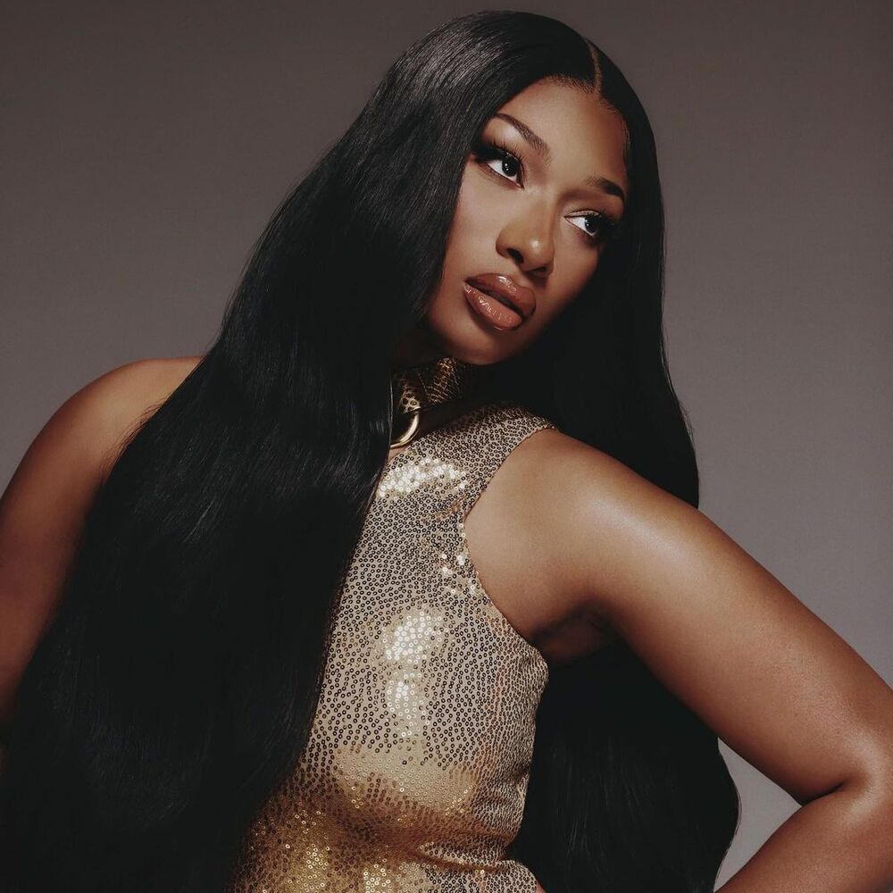 Résumé des actualités Rave :Megan Thee Stallion fait la couverture du magazine Elle, Rema établit un nouveau record, Foden et plus