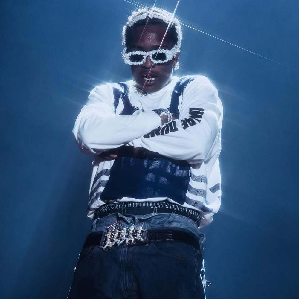 Résumé des actualités Rave :L'avocat d'A$AP Rocky est « confiant » dans son procès pour agression avec arme à feu, Fido taquine le remix de « Joy Is Coming » avec Kizz Daniel, Jesse Lingard et plus