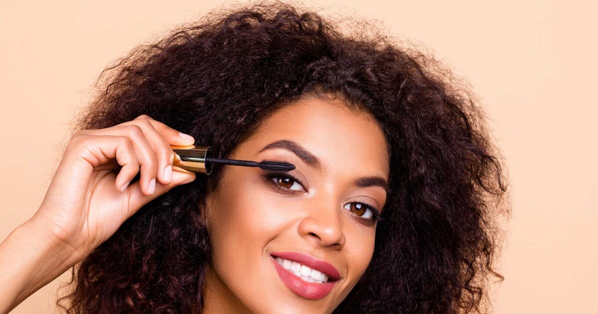 Plus de frottis! Ce 5 euro-mascara de la pharmacie est la solution aux lacunes