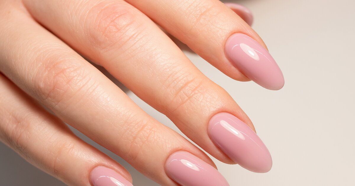 Au lieu de Gelnägel: ce vernis à ongles en gel de DM est garanti de contenir plus de 2 semaines