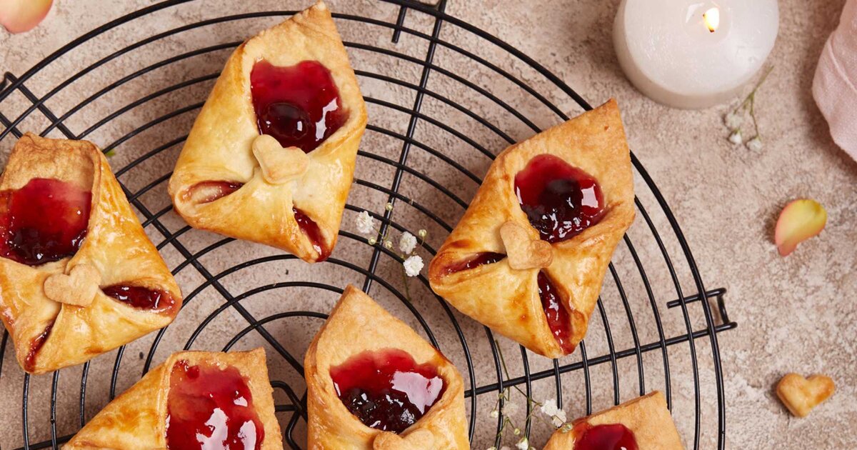 Les biscuits parfaits de la Saint-Valentin: lettres d'amour en plunterteig 