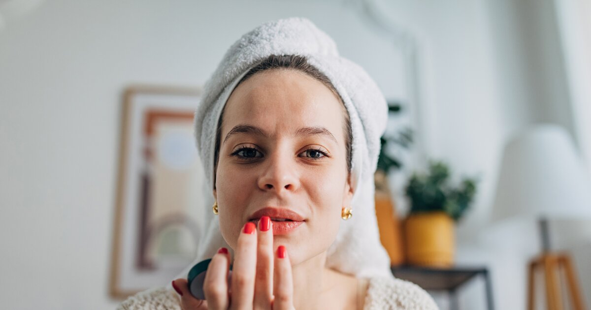 Quand j'utilise ce produit pour lèvres, je n'ai plus besoin de bâton de soins